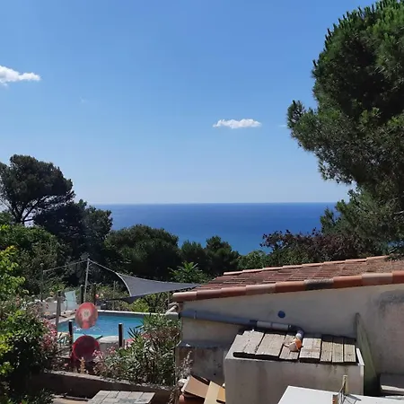 De Au Mont St Clair Vue Exceptionnelle Et Foret Terrasses, Piscine, Petanque, Solarium Prives سُت