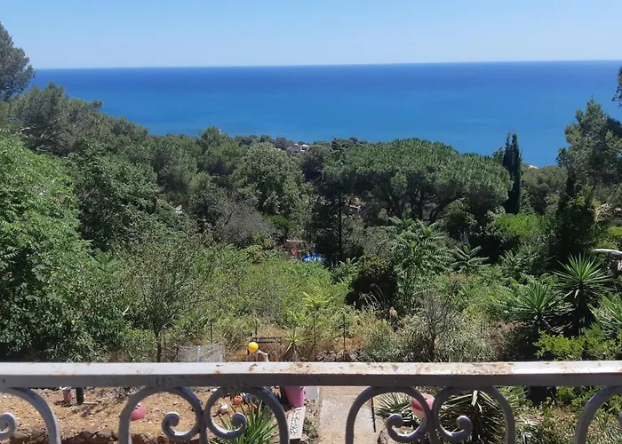 De Au Mont St Clair Vue Exceptionnelle Et Forêt Terrasses, Piscine, Pétanque, Solarium Privés Apartamento