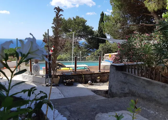 De Au Mont St Clair Vue Exceptionnelle Et Forêt Terrasses, Piscine, Pétanque, Solarium Privés Sète